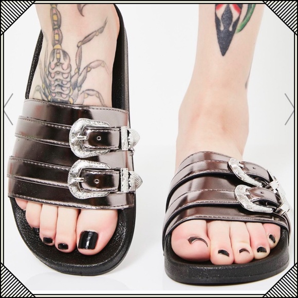 * Wild Dive Buckle Slides * Chrome Metallic Sandal - Picture 4 of 5